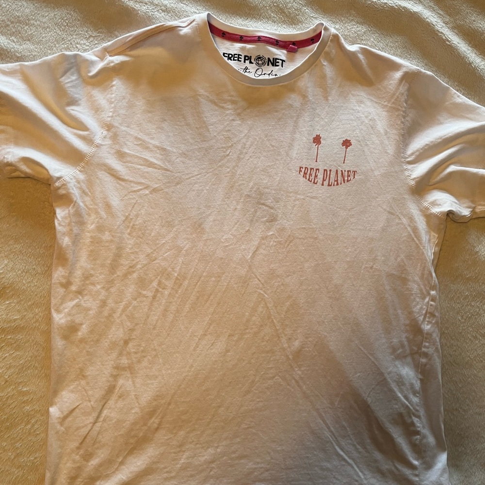 Free Planet Tee
